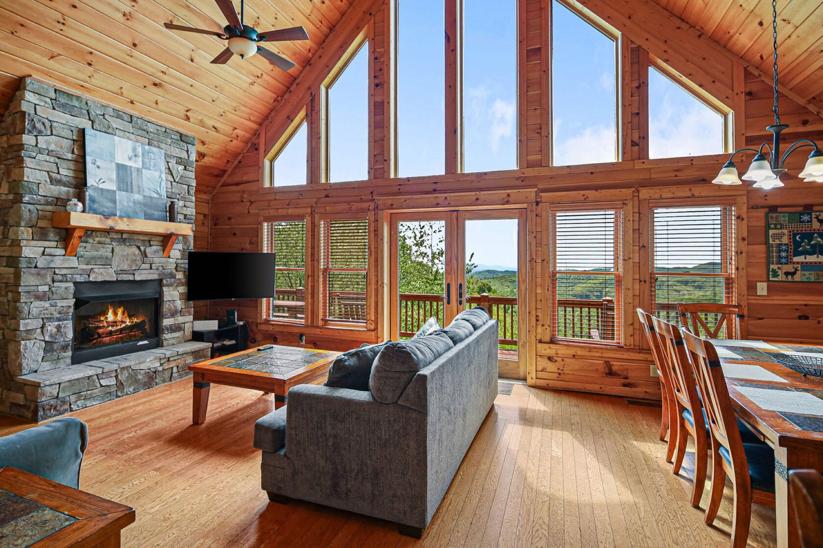 Maggie Valley Airbnb cabin photography